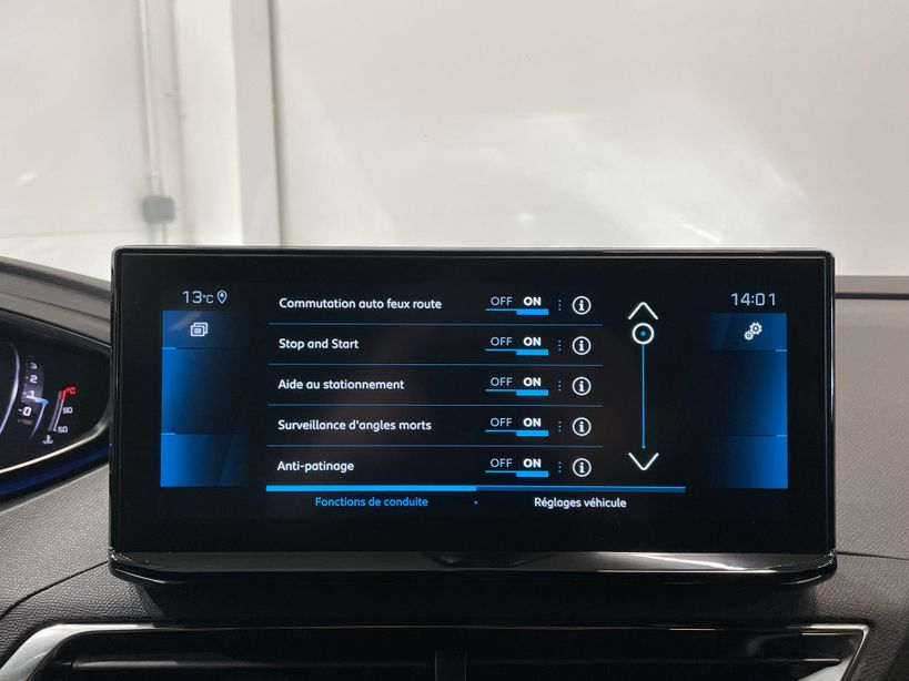 PEUGEOT 5008 2023 - Photo n°17