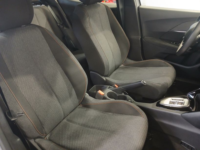 PEUGEOT 2008 2025 - Photo n°6