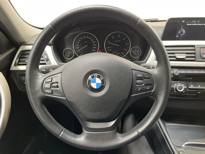BMW SERIE 3 F30 LCI 2017 - Photo n°11