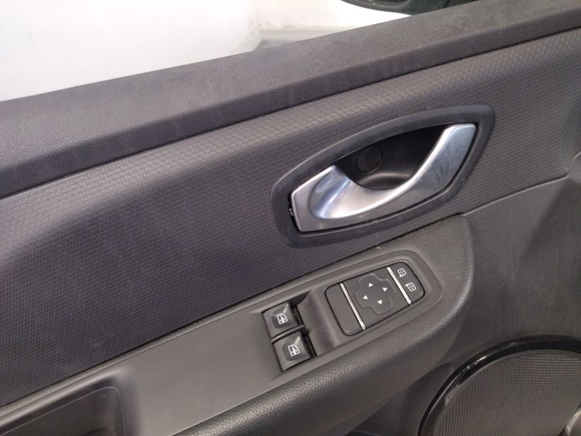 RENAULT CLIO IV BUSINESS 2019 - Photo n°25