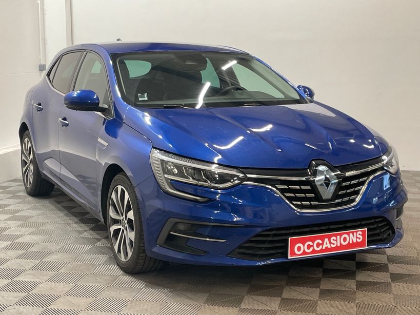 RENAULT MEGANE IV BERLINE 2023 - Photo n°3