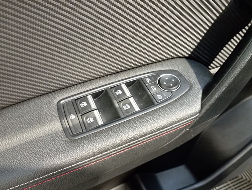 RENAULT CAPTUR 2021 - Photo n°35
