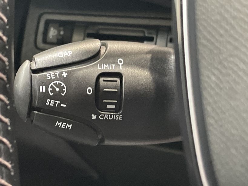 PEUGEOT 3008 BUSINESS 2020 - Photo n°34