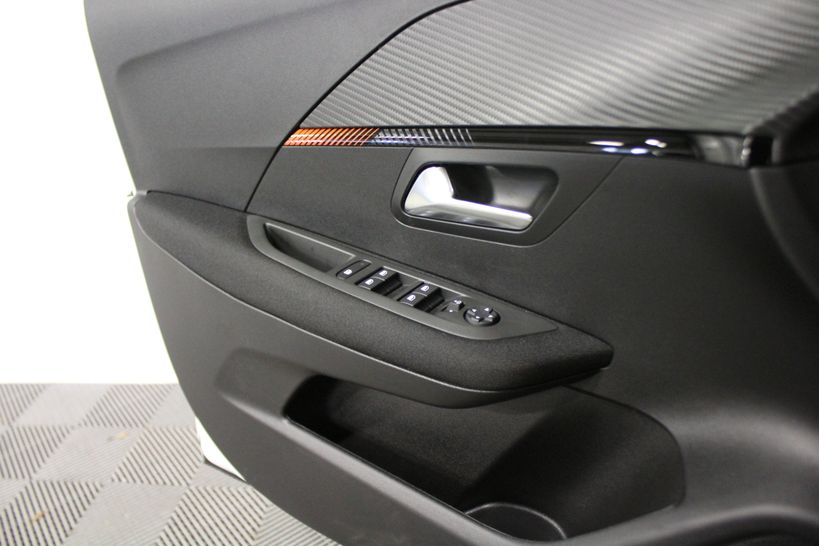 PEUGEOT 208 2022 - Photo n°15