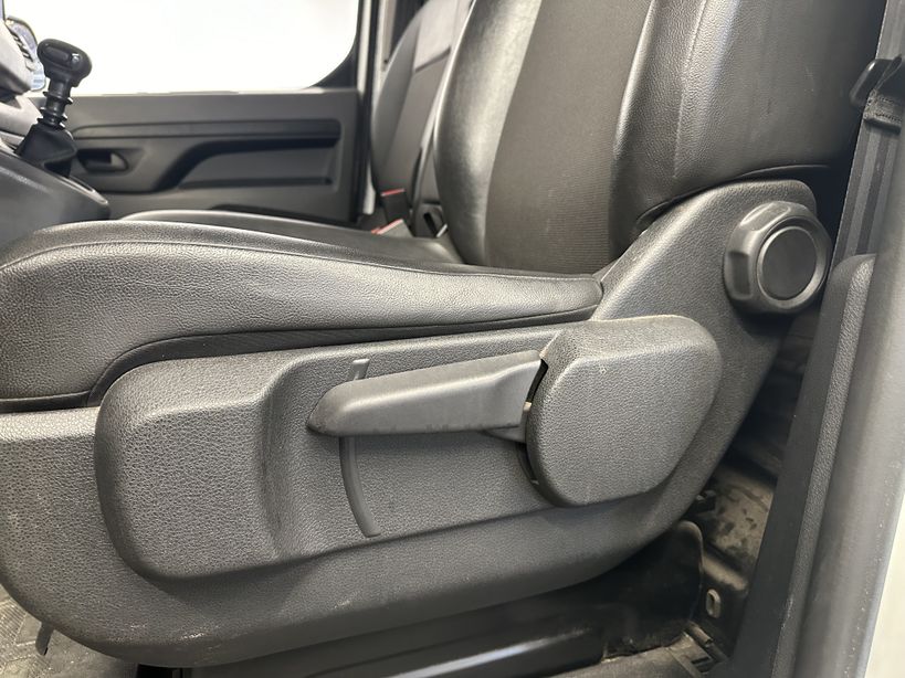 PEUGEOT EXPERT FOURGON 2020 - Photo n°17