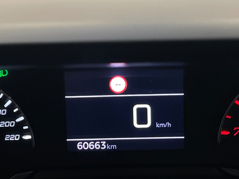 PEUGEOT 208 2022 - Photo n°48