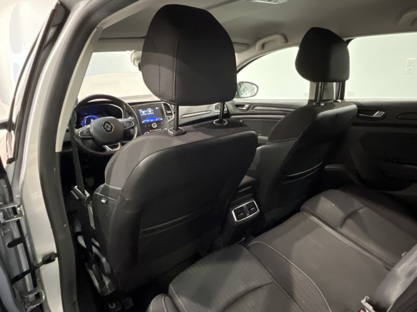 RENAULT MEGANE IV BERLINE BUSINESS 2020 - Photo n°38