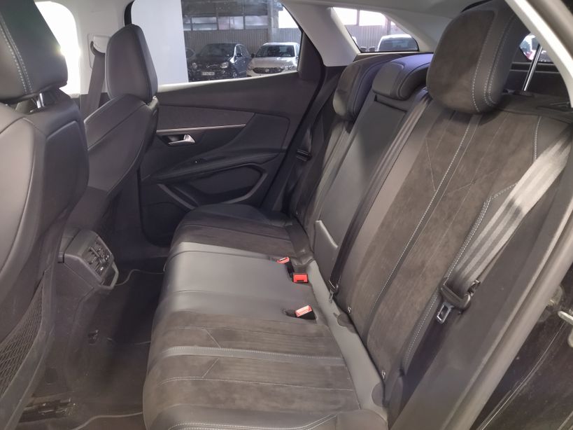 PEUGEOT 3008 2019 - Photo n°18