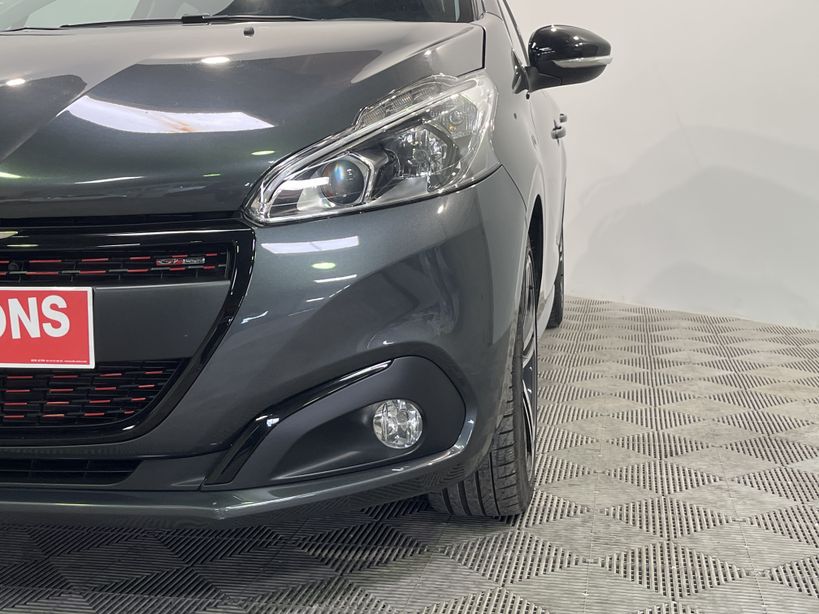 PEUGEOT 208 2017 - Photo n°7