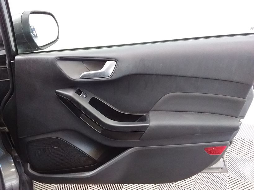 FORD FIESTA 2019 - Photo n°8