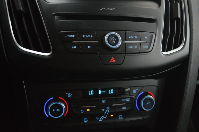FORD FOCUS SW 2016 - Photo n°16