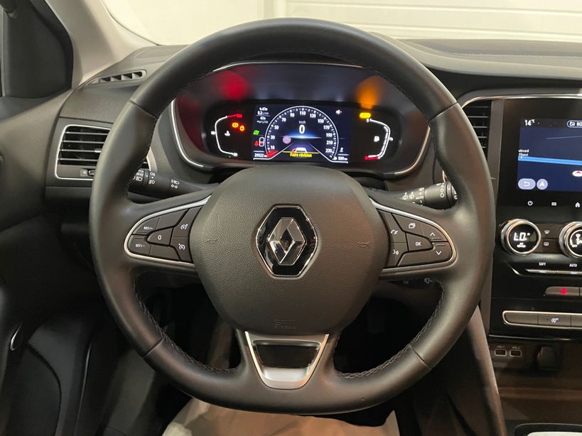 RENAULT MEGANE IV BERLINE 2021 - Photo n°14