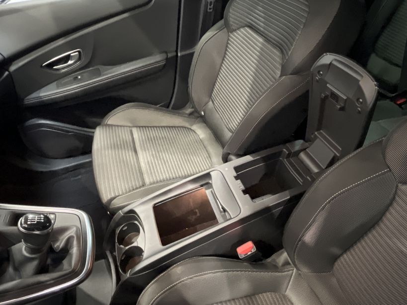 RENAULT GRAND SCENIC IV BUSINESS 2020 - Photo n°21