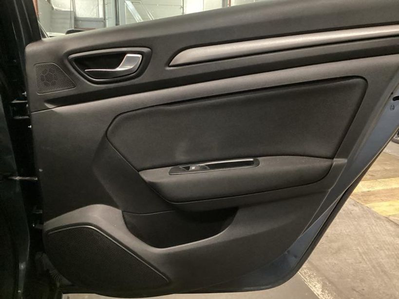 RENAULT MEGANE IV ESTATE 2021 - Photo n°1