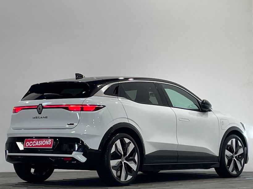 RENAULT MEGANE E TECH 2023 - Photo n°3