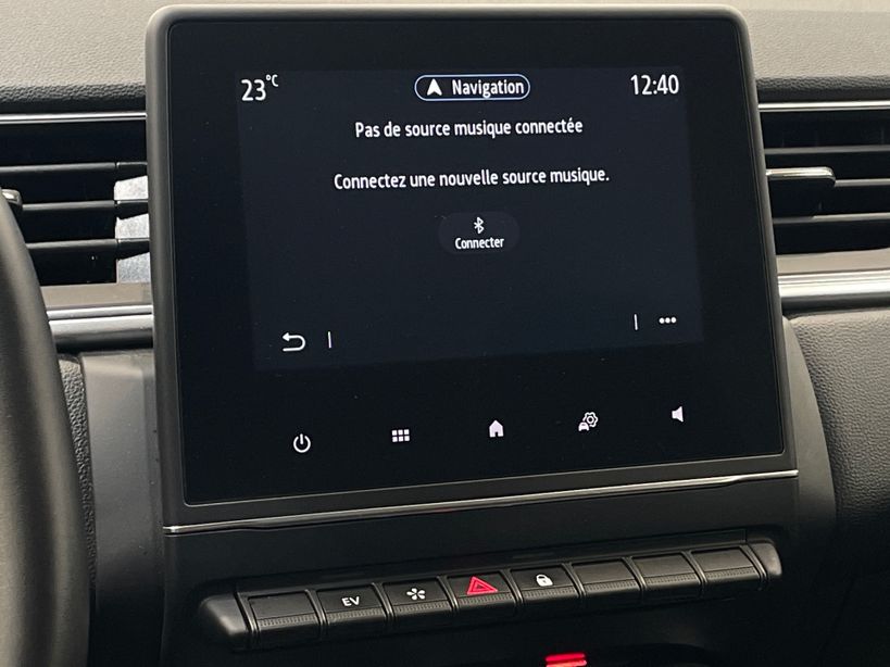 RENAULT CAPTUR 2023 - Photo n°16