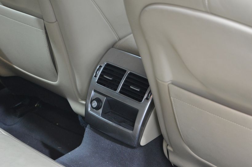 JAGUAR XF 2014 - Photo n°35