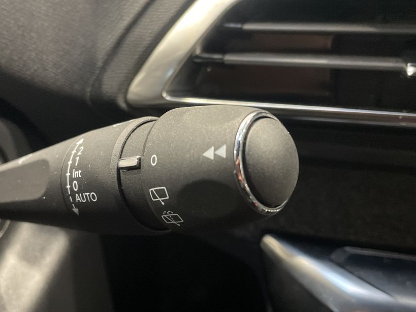 PEUGEOT 5008 2023 - Photo n°32