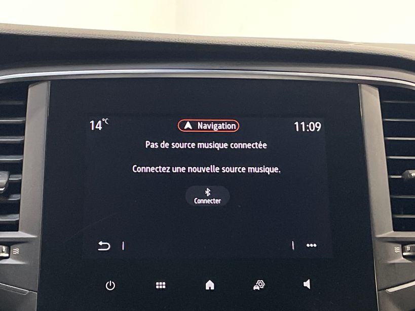 RENAULT MEGANE IV BERLINE 2021 - Photo n°15