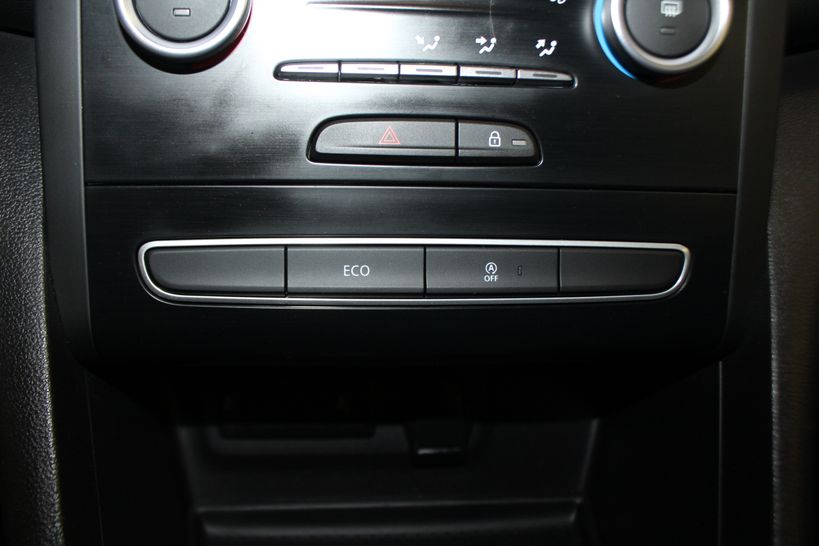 RENAULT MEGANE IV ESTATE 2017 - Photo n°27