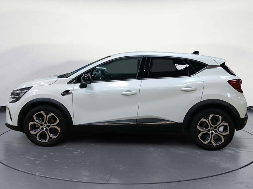 RENAULT CAPTUR 2023 - Photo n°8