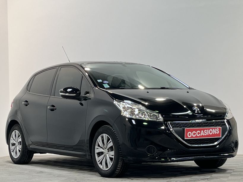 PEUGEOT 208 2014 - Photo n°2