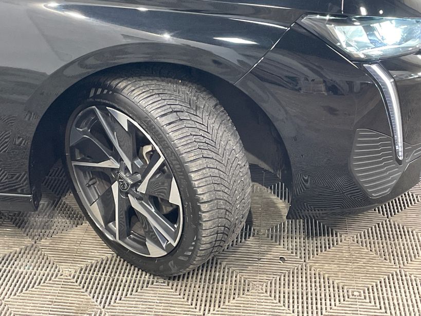 PEUGEOT 308 2023 - Photo n°6