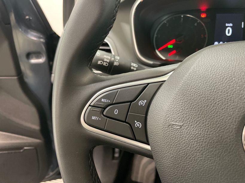 RENAULT MEGANE IV ESTATE 2022 - Photo n°21