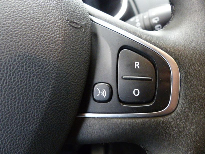 RENAULT CLIO IV BUSINESS 2018 - Photo n°17