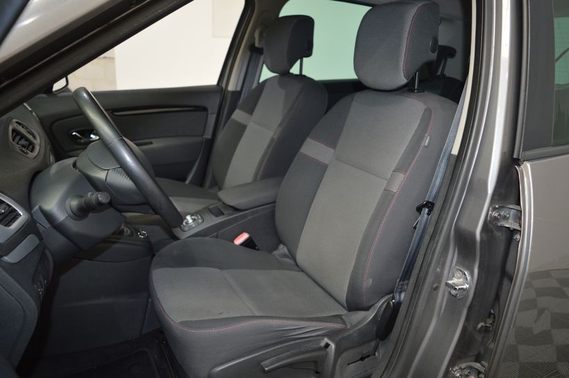RENAULT SCENIC III 2013 - Photo n°10