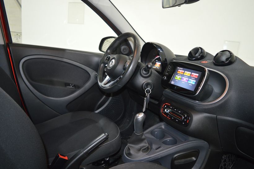 SMART FORFOUR 2017 - Photo n°19