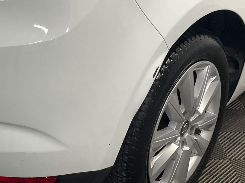 RENAULT MEGANE IV BERLINE 2021 - Photo n°3