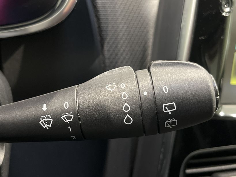 RENAULT CLIO IV 2019 - Photo n°28