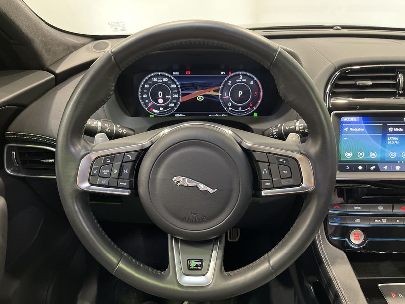 JAGUAR F PACE 2019 - Photo n°11