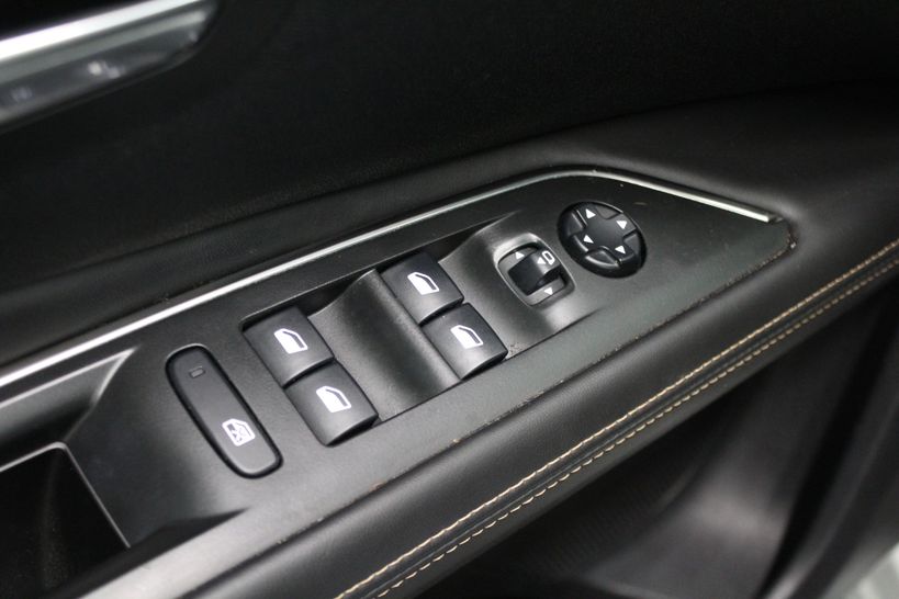 PEUGEOT 3008 2018 - Photo n°31