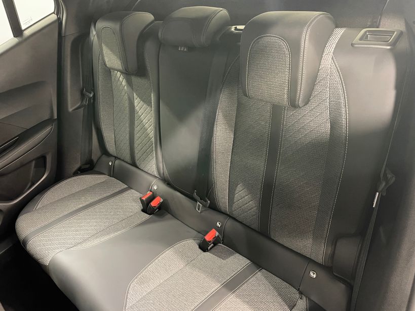 PEUGEOT 2008 2024 - Photo n°18