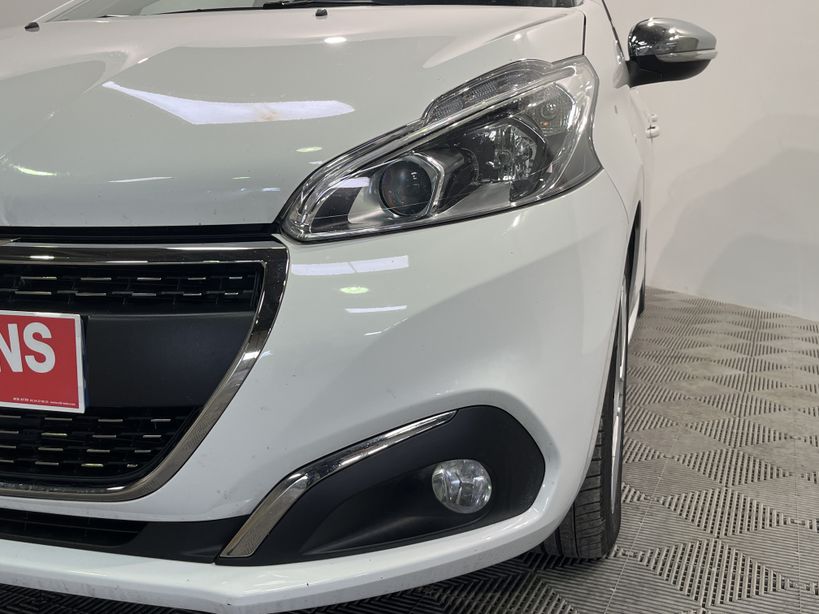 PEUGEOT 208 BUSINESS 2019 - Photo n°8