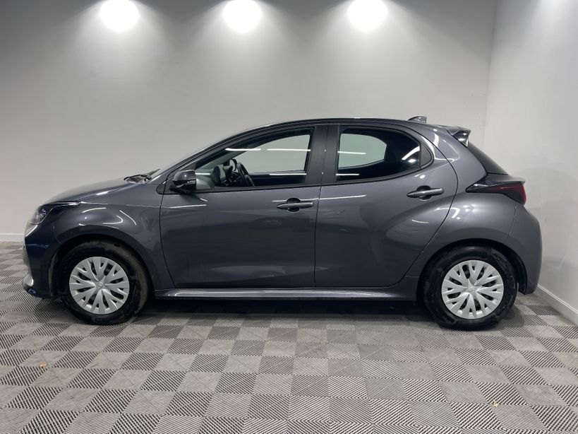 TOYOTA YARIS HYBRIDE 2025 - Photo n°5