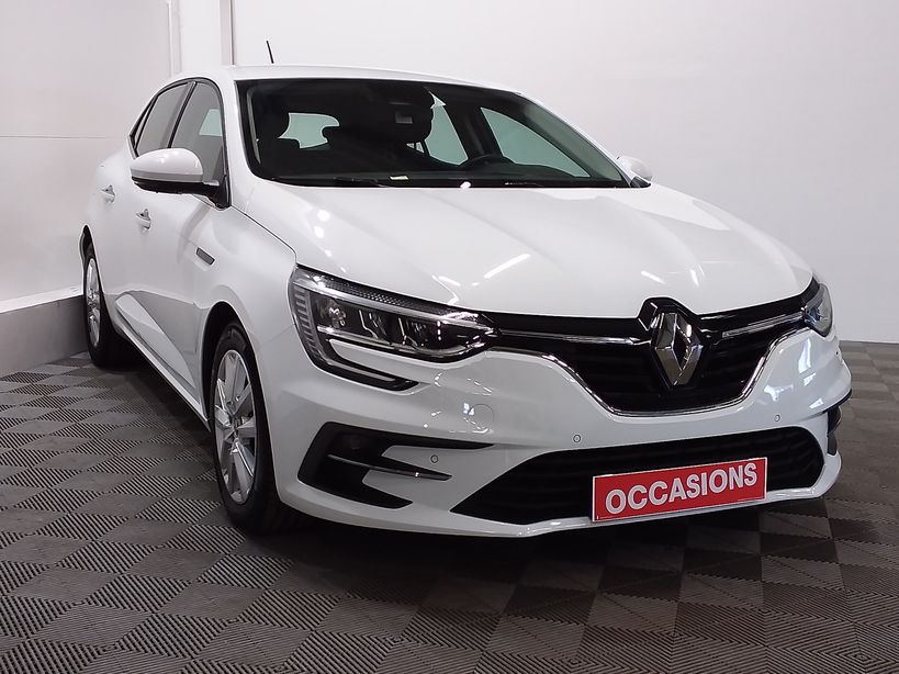 RENAULT MEGANE IV BERLINE 2021 - Photo n°3