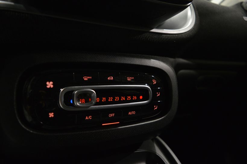 SMART FORFOUR 2016 - Photo n°14