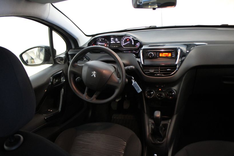PEUGEOT 208 AFFAIRE 2017 - Photo n°8