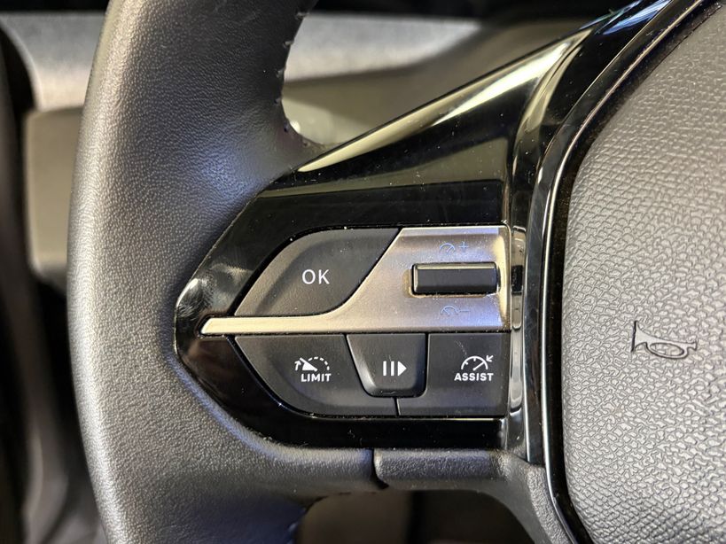 PEUGEOT 308 2023 - Photo n°18