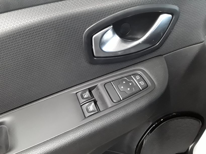 RENAULT CLIO IV BUSINESS 2019 - Photo n°25