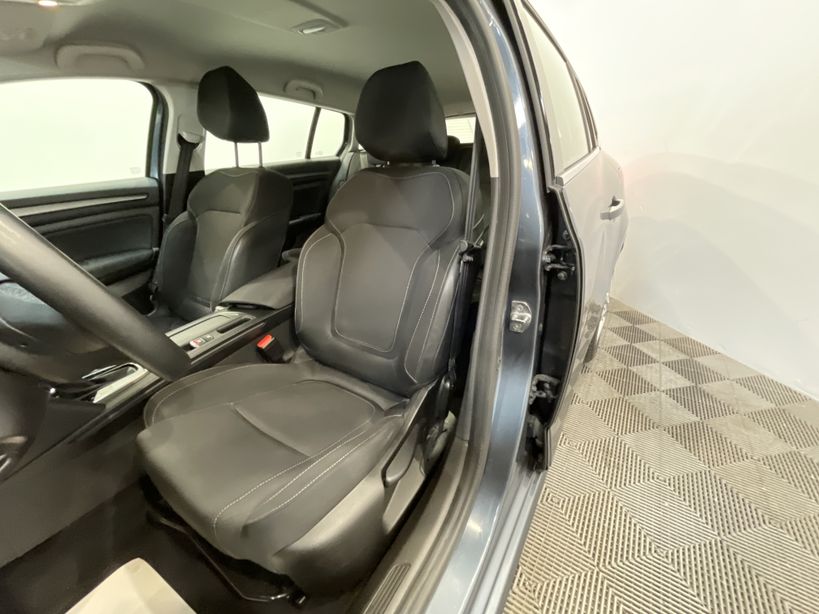 RENAULT MEGANE IV ESTATE 2021 - Photo n°9
