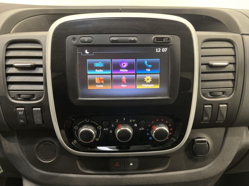 RENAULT TRAFIC FOURGON 2020 - Photo n°13