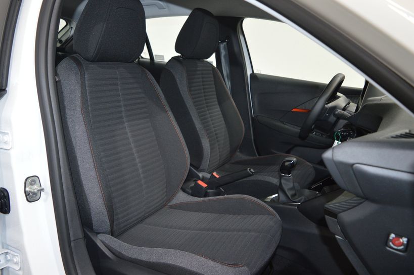 PEUGEOT 208 2022 - Photo n°10