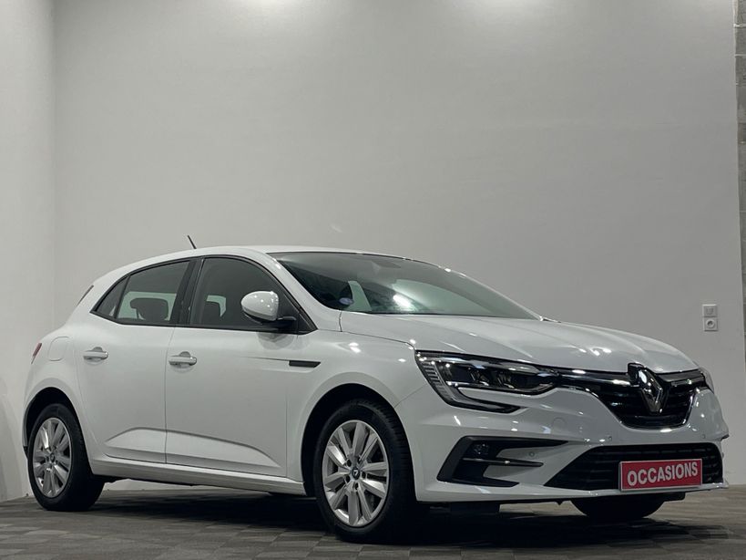 RENAULT MEGANE IV BERLINE 2023 - Photo n°2