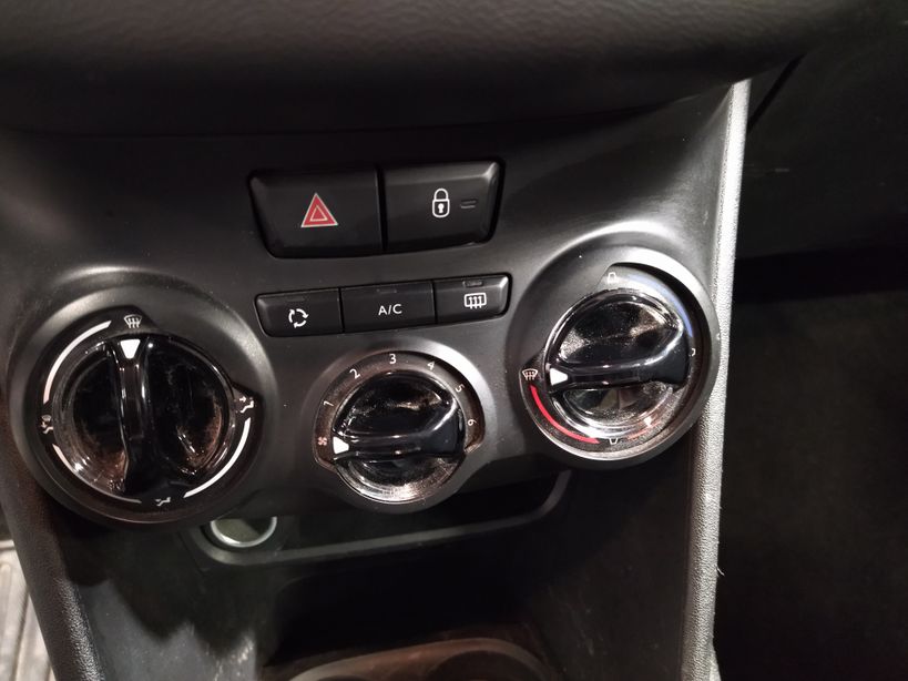 PEUGEOT 208 AFFAIRE 2018 - Photo n°15