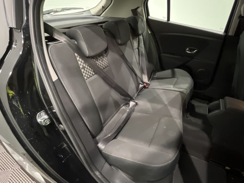 RENAULT MEGANE III BERLINE BUSINESS 2013 - Photo n°35