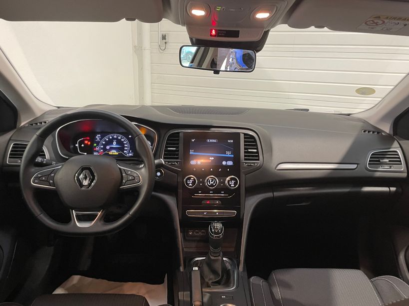 RENAULT MEGANE IV BERLINE 2021 - Photo n°13